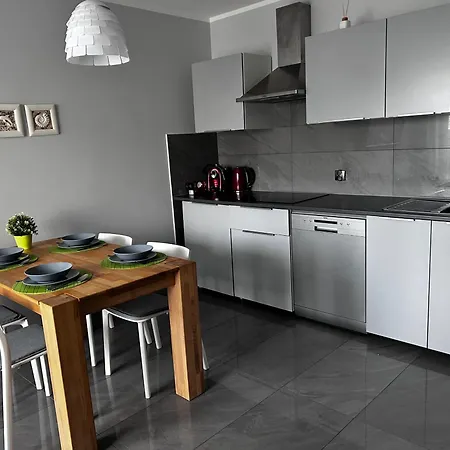 Dina Apartamento *
